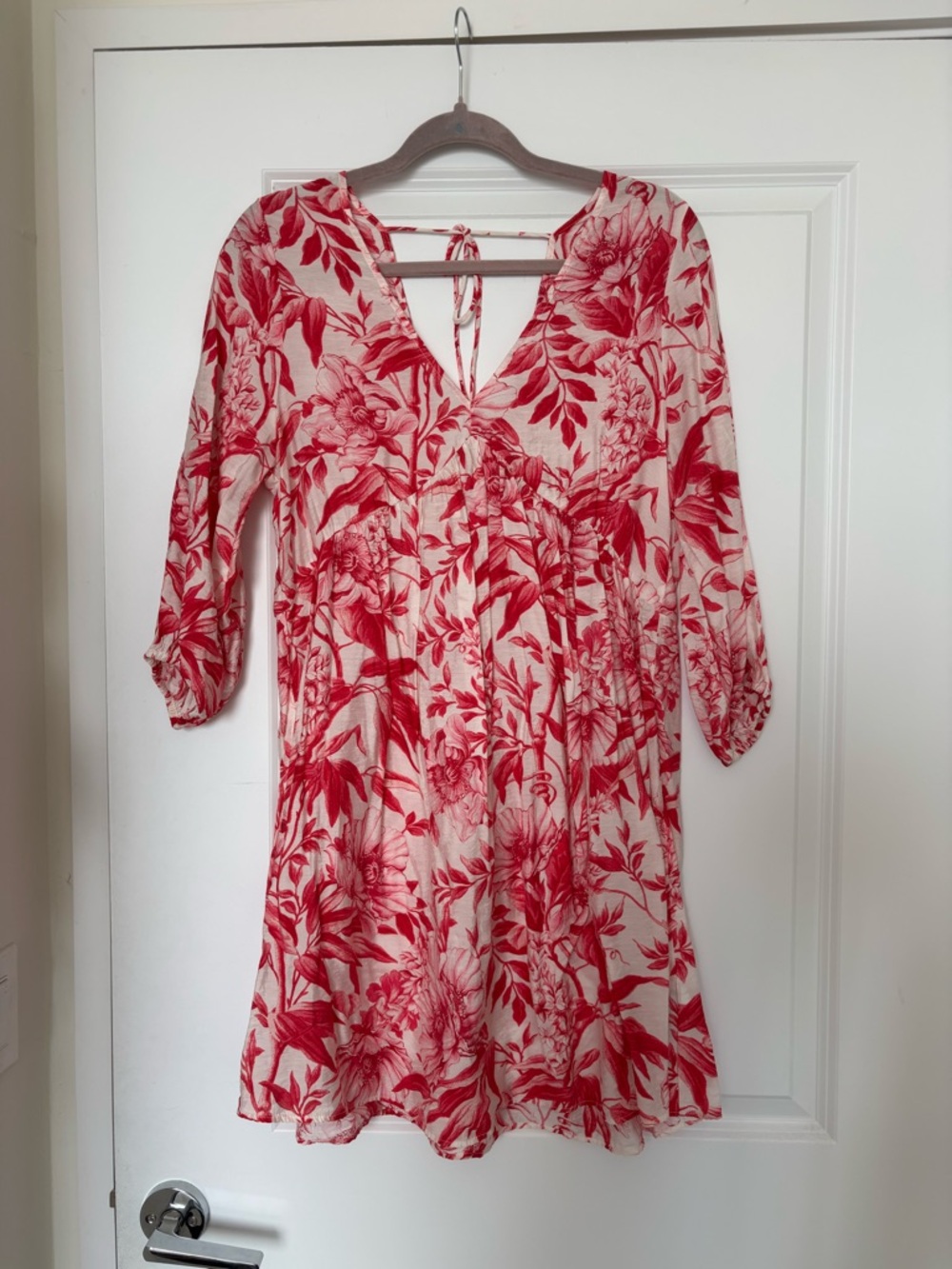 H&M Pink Floral Print V-Neck Mini Dress